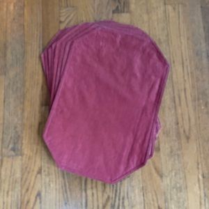 Set of 8 plastic placemats